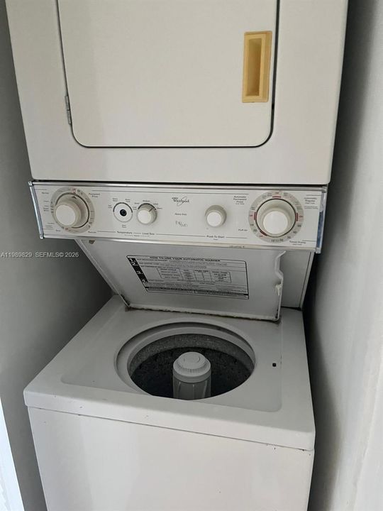 На продажу: $590,000 (3 спален, 2 ванн, 1309 Квадратных фут)
