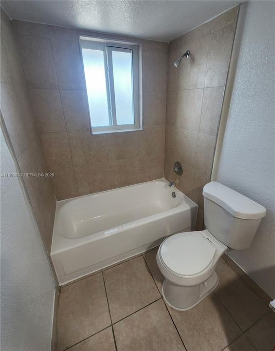 Active With Contract: $1,800 (2 beds, 1 baths, 434568 Square Feet)
