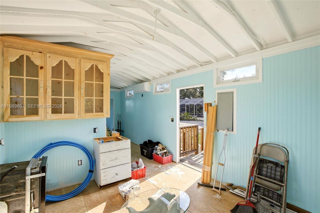 Недавно продано: $395,000 (2 спален, 2 ванн, 1105 Квадратных фут)