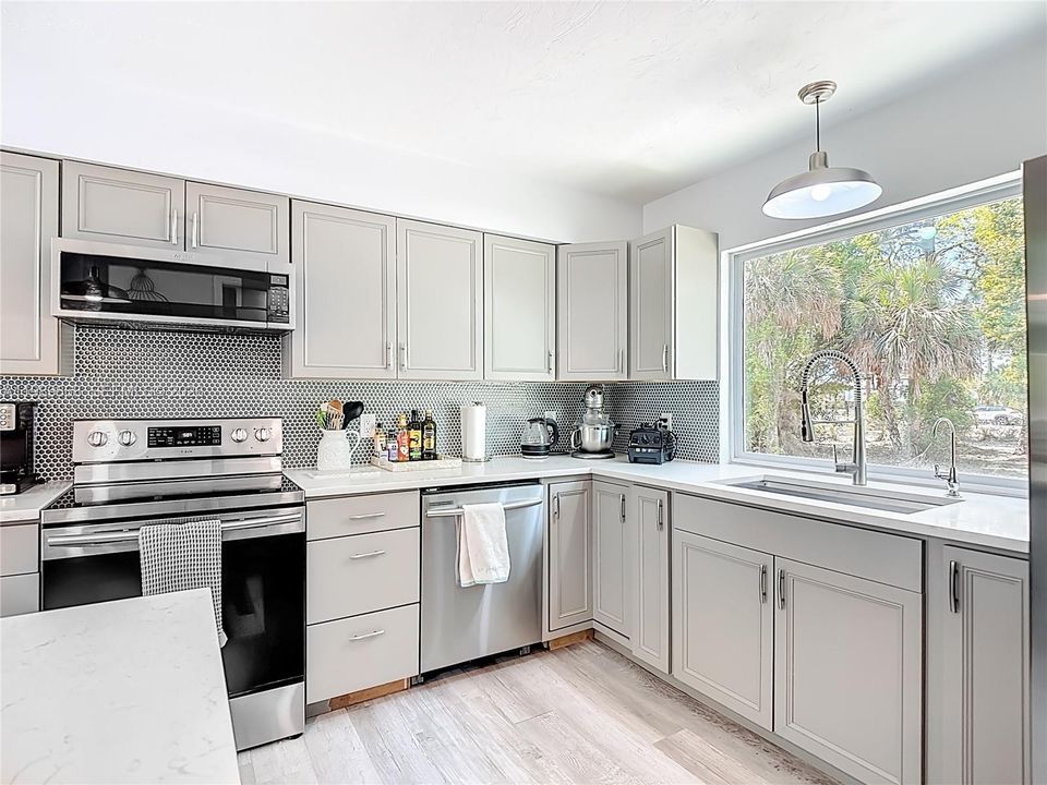 Vendido Recientemente: $489,000 (3 camas, 2 baños, 1452 Pies cuadrados)