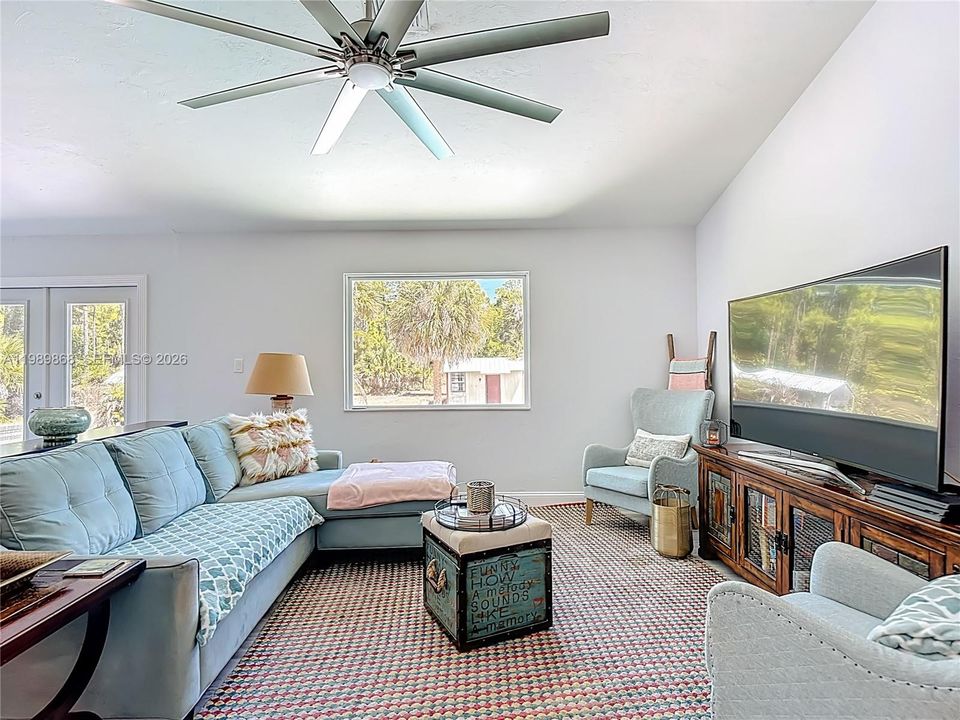Vendido Recientemente: $489,000 (3 camas, 2 baños, 1452 Pies cuadrados)