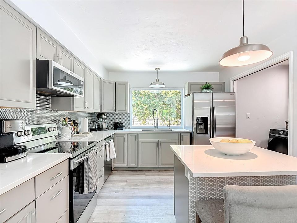 Vendido Recientemente: $489,000 (3 camas, 2 baños, 1452 Pies cuadrados)