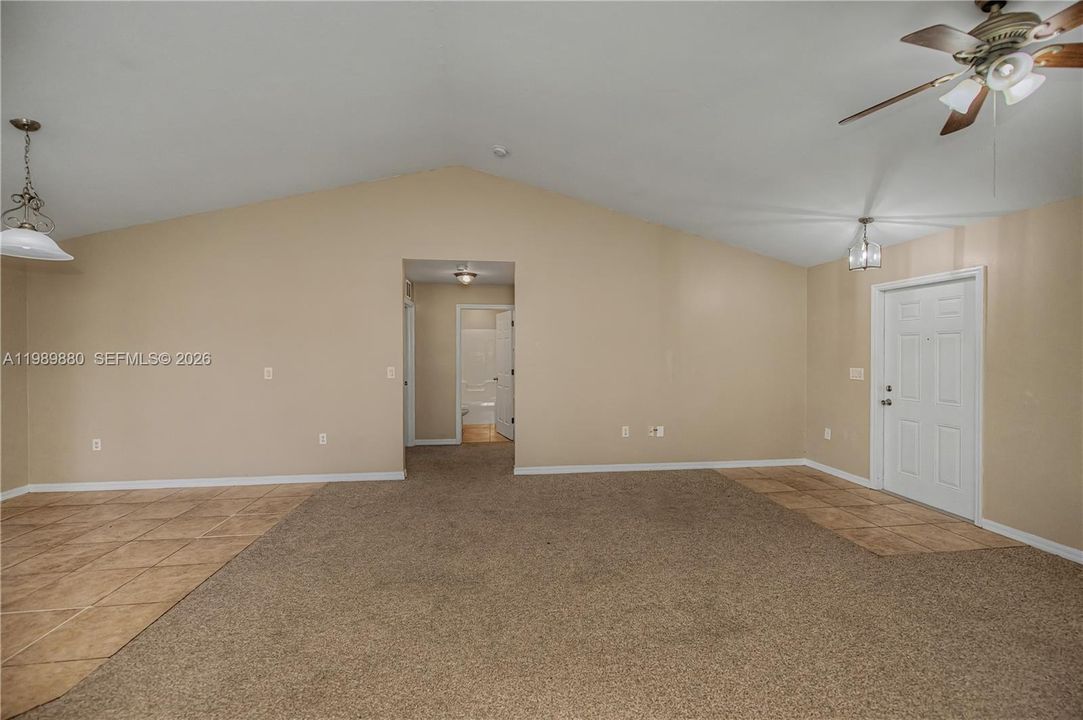 En Venta: $279,000 (3 camas, 2 baños, 0 Pies cuadrados)