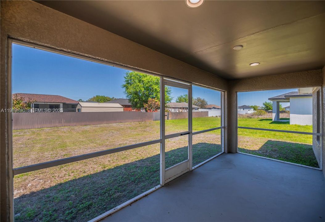 En Venta: $279,000 (3 camas, 2 baños, 0 Pies cuadrados)