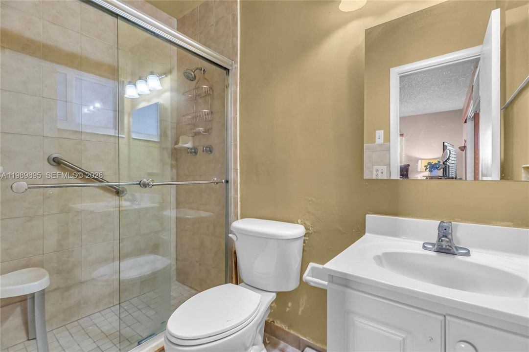 Activo con contrato: $637,500 (3 camas, 2 baños, 1761 Pies cuadrados)