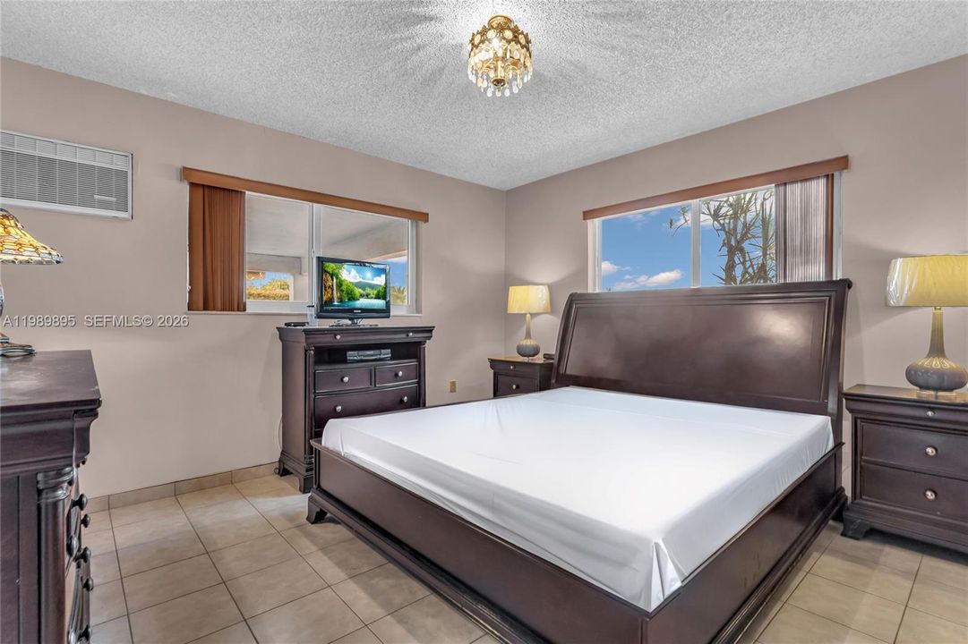 Activo con contrato: $637,500 (3 camas, 2 baños, 1761 Pies cuadrados)
