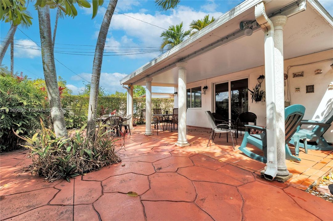 Activo con contrato: $637,500 (3 camas, 2 baños, 1761 Pies cuadrados)