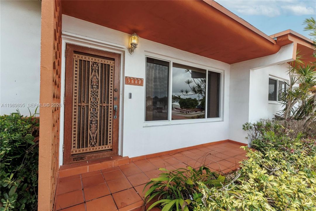 Activo con contrato: $637,500 (3 camas, 2 baños, 1761 Pies cuadrados)