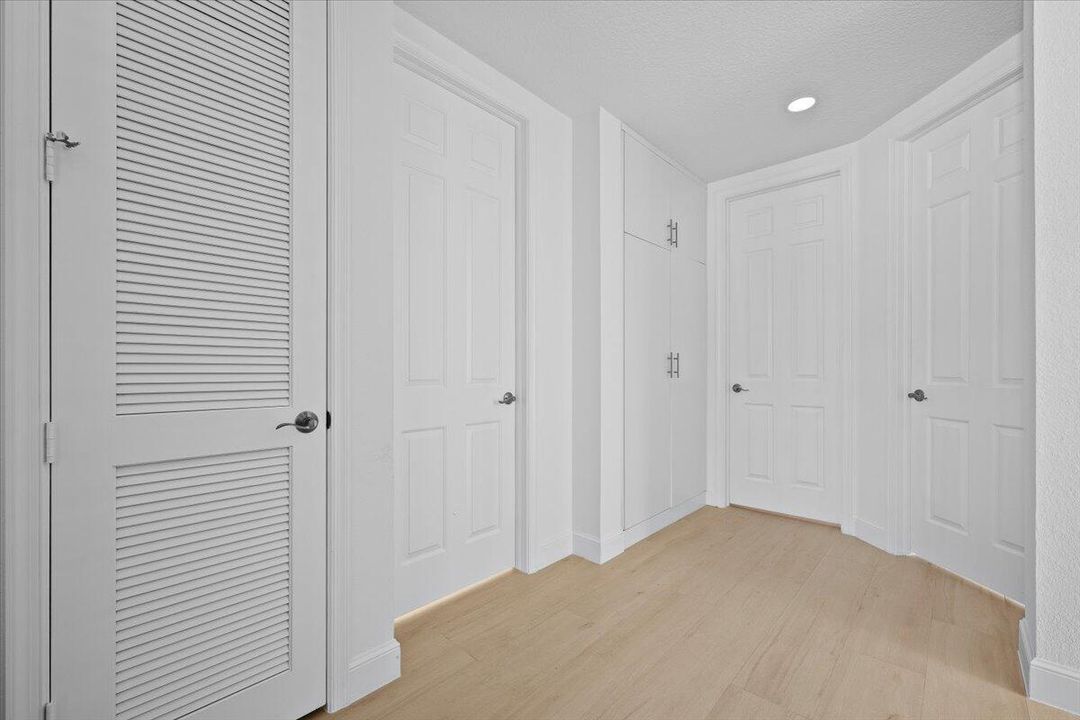Stair Landing to Bedrooms