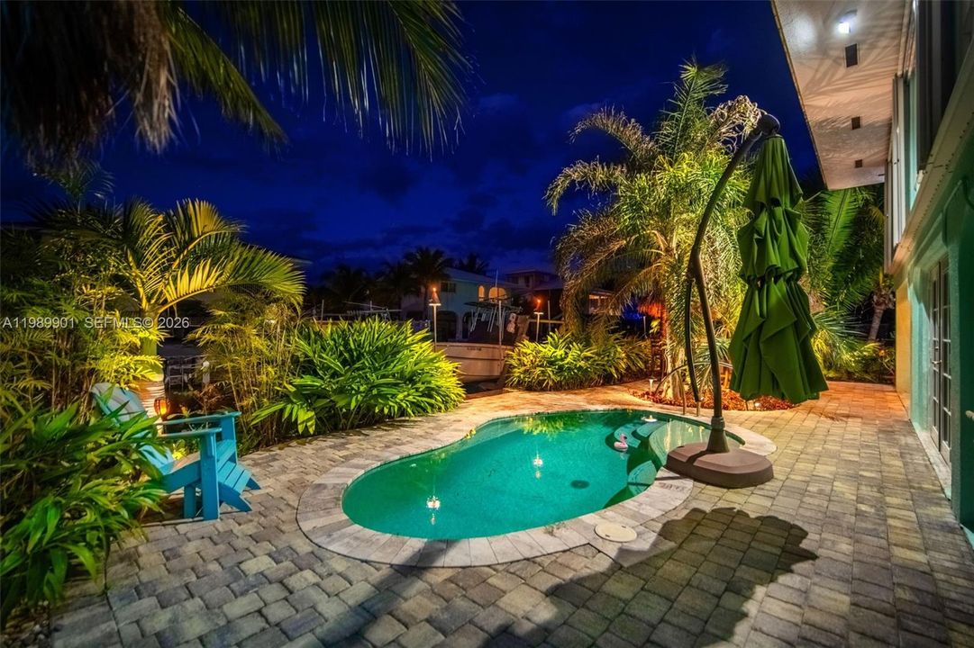 Recently Sold: $1,290,000 (2 beds, 2 baths, 1596 Square Feet)