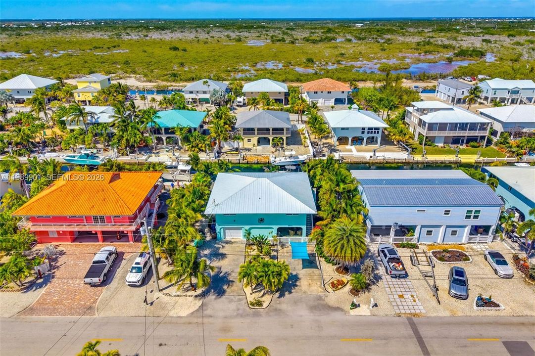 Recently Sold: $1,290,000 (2 beds, 2 baths, 1596 Square Feet)