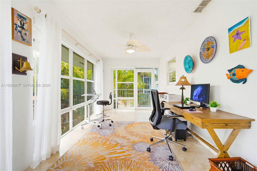 Recently Sold: $1,290,000 (2 beds, 2 baths, 1596 Square Feet)