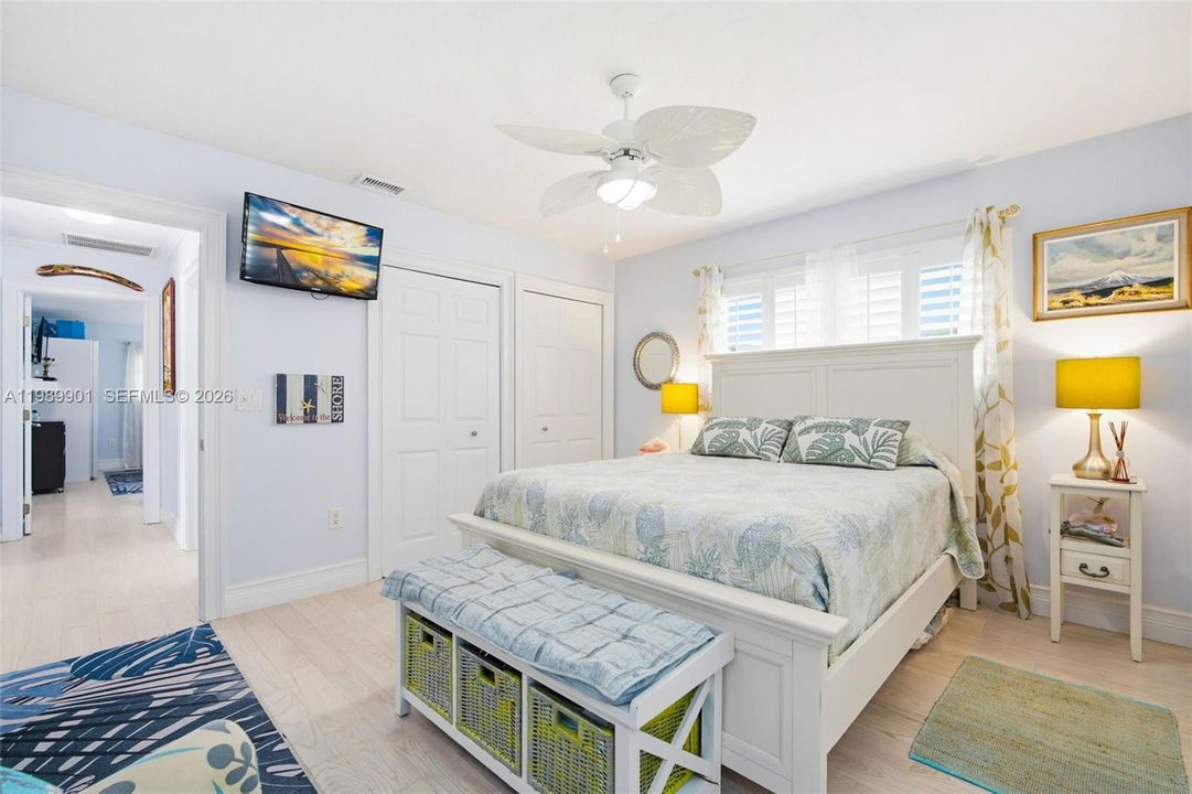 Recently Sold: $1,290,000 (2 beds, 2 baths, 1596 Square Feet)