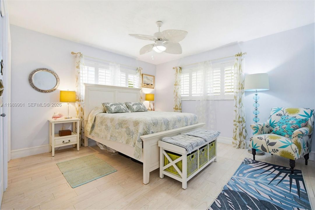 Recently Sold: $1,290,000 (2 beds, 2 baths, 1596 Square Feet)