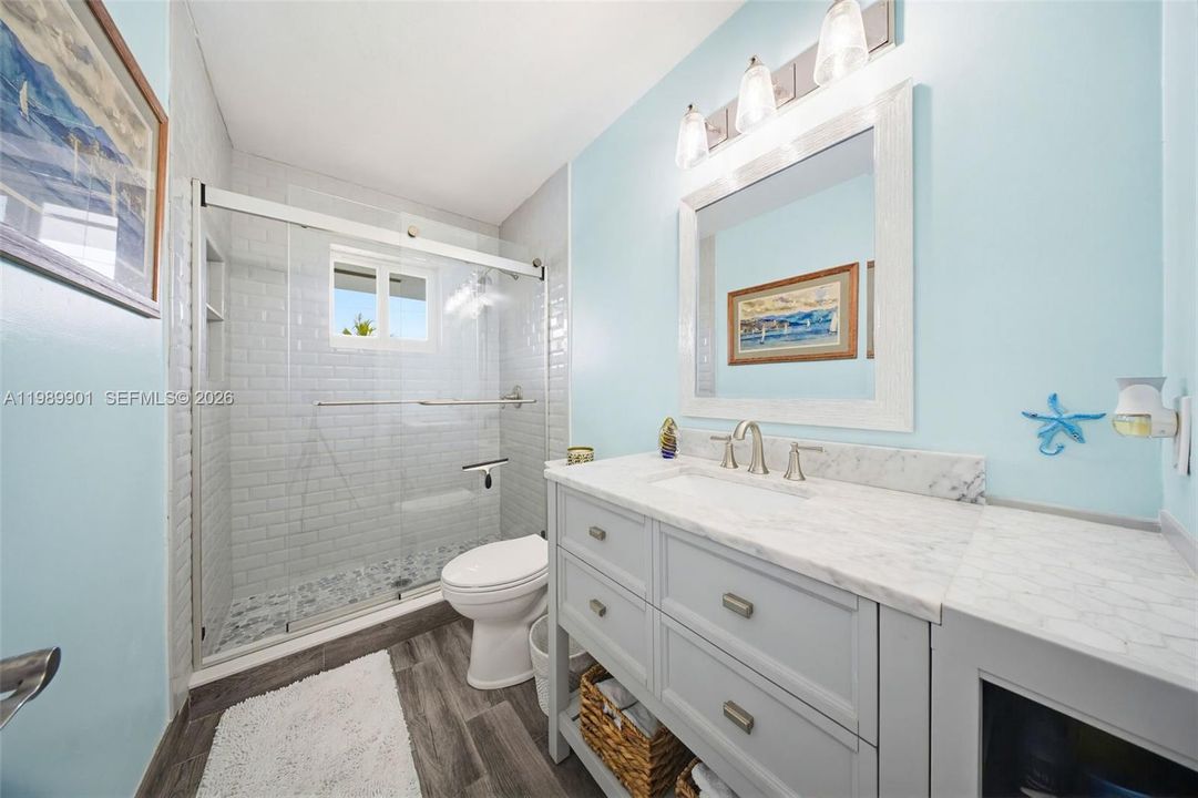 Recently Sold: $1,290,000 (2 beds, 2 baths, 1596 Square Feet)