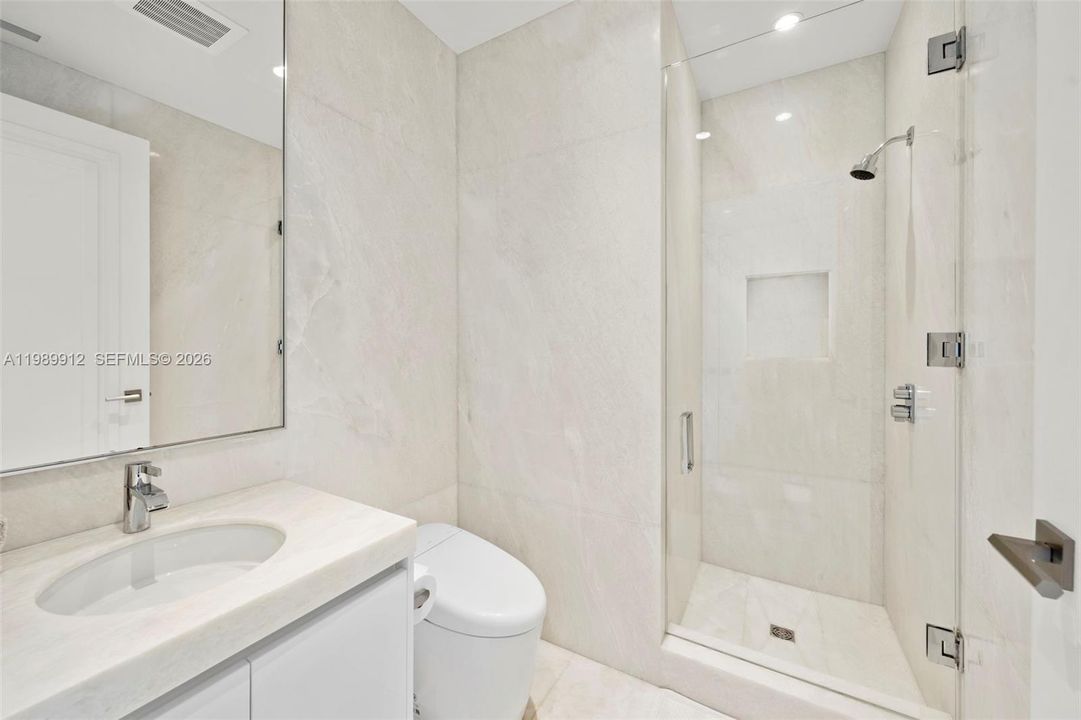 For Sale: $15,495,000 (4 beds, 5 baths, 5573 Square Feet)