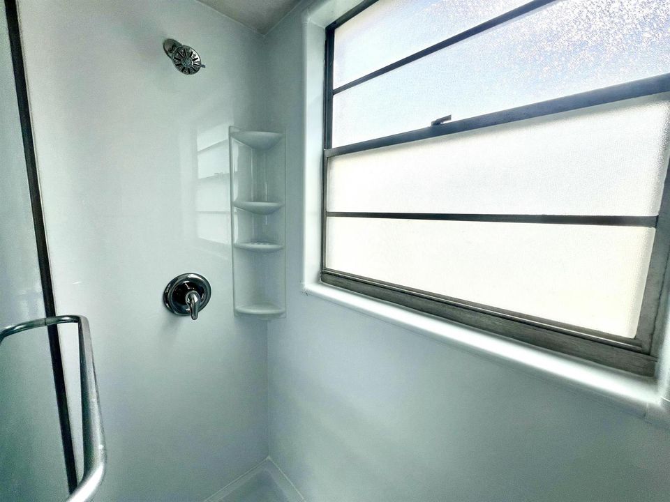 Shower Stall w/ built in shelves