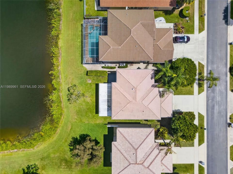 На продажу: $836,900 (4 спален, 3 ванн, 2552 Квадратных фут)