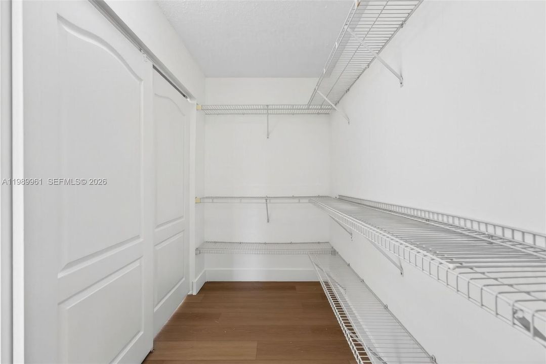 На продажу: $836,900 (4 спален, 3 ванн, 2552 Квадратных фут)