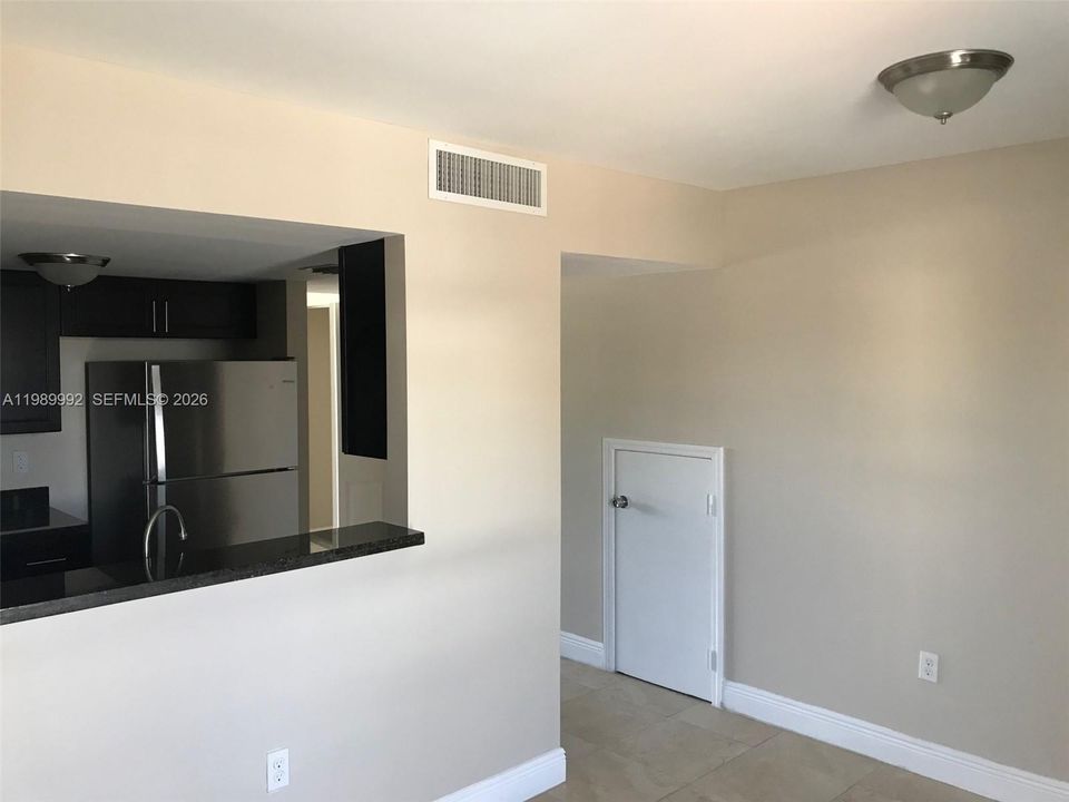 En Venta: $315,000 (3 camas, 1 baños, 1026 Pies cuadrados)