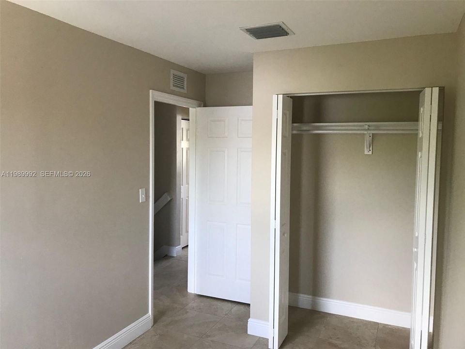 En Venta: $315,000 (3 camas, 1 baños, 1026 Pies cuadrados)