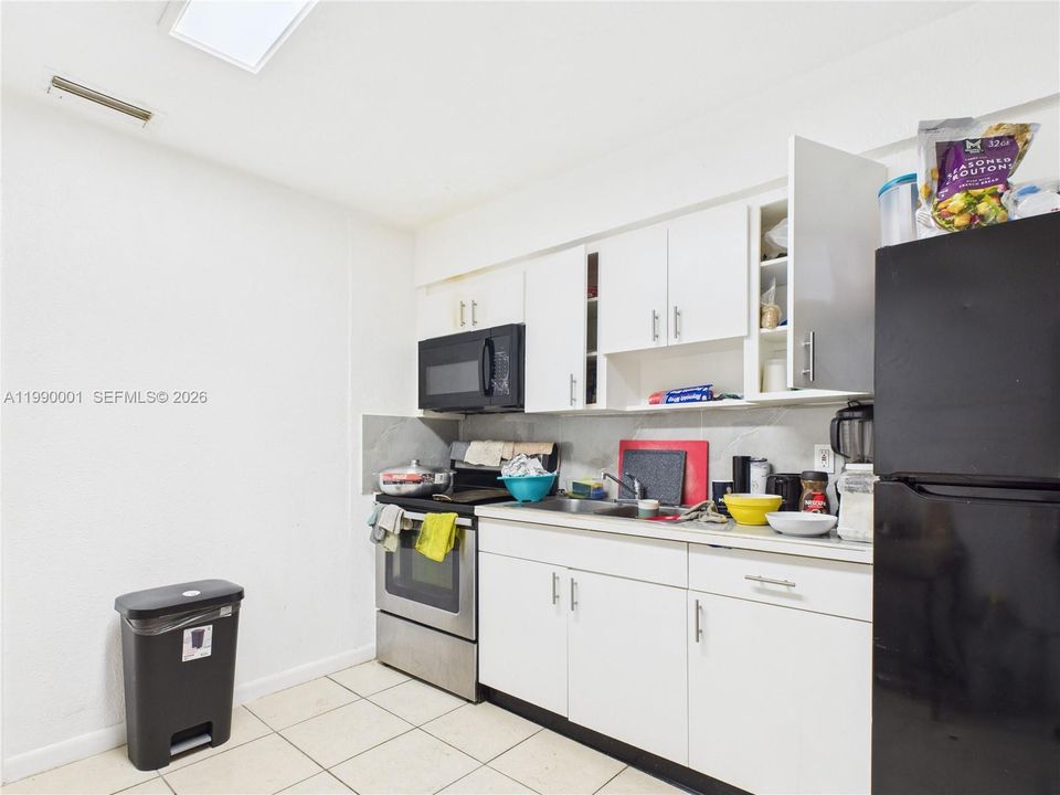 Active With Contract: $535,000 (0 beds, 0 baths, 1941 Square Feet)