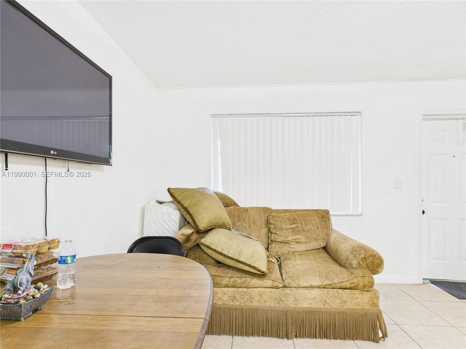 Active With Contract: $535,000 (0 beds, 0 baths, 1941 Square Feet)