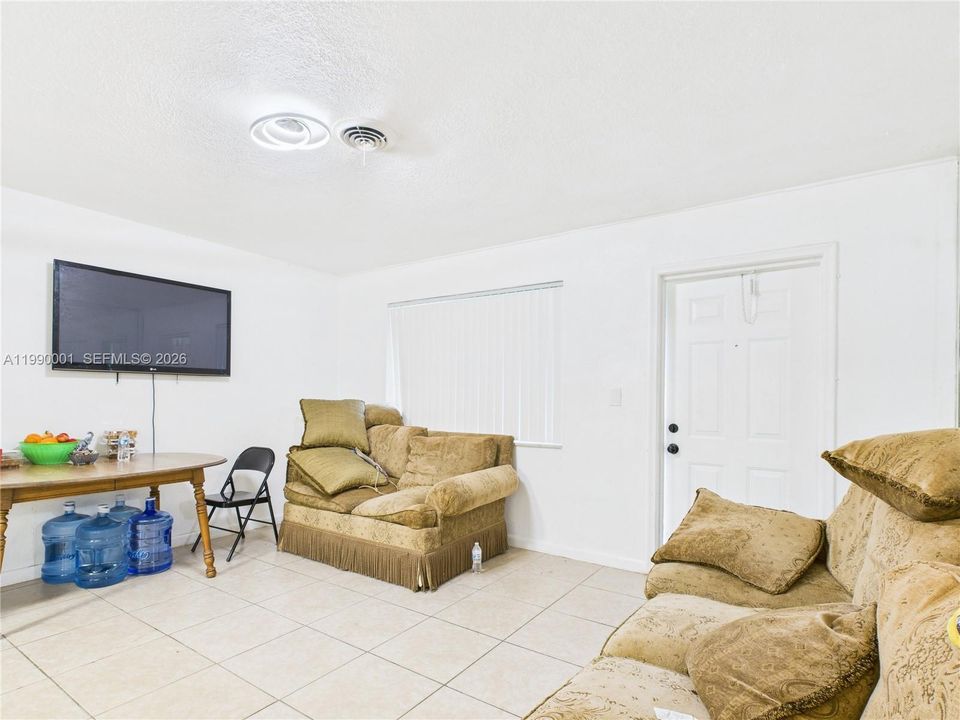 Active With Contract: $535,000 (0 beds, 0 baths, 1941 Square Feet)