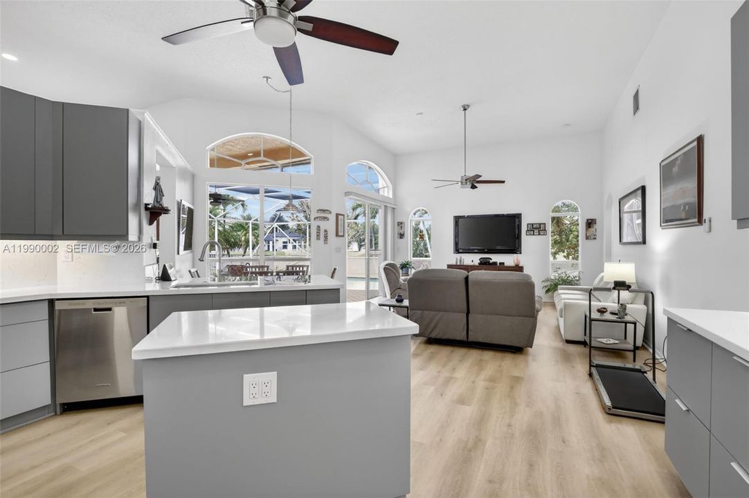Active With Contract: $990,000 (5 beds, 3 baths, 2791 Square Feet)