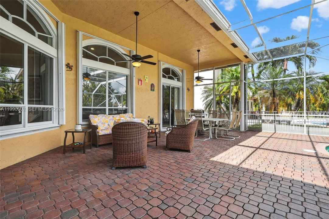 Active With Contract: $990,000 (5 beds, 3 baths, 2791 Square Feet)