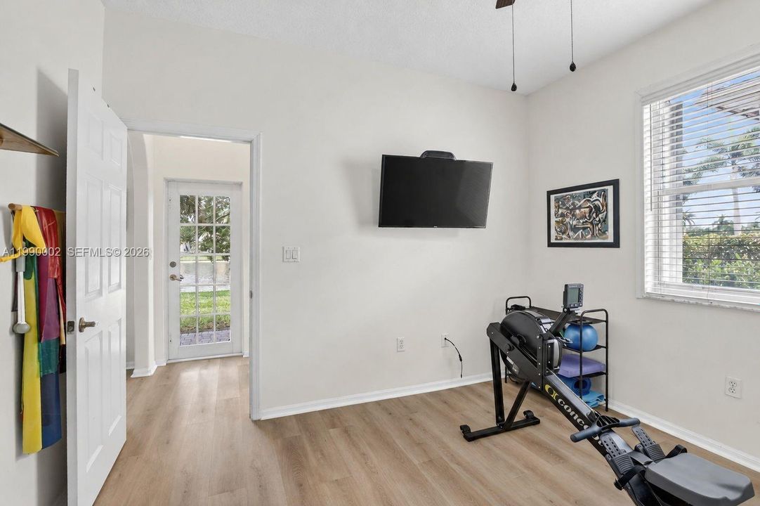 Active With Contract: $990,000 (5 beds, 3 baths, 2791 Square Feet)