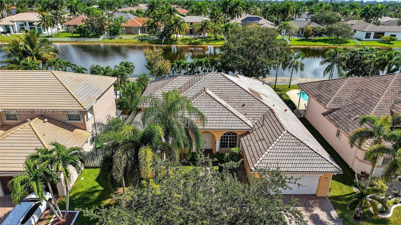 Active With Contract: $990,000 (5 beds, 3 baths, 2791 Square Feet)