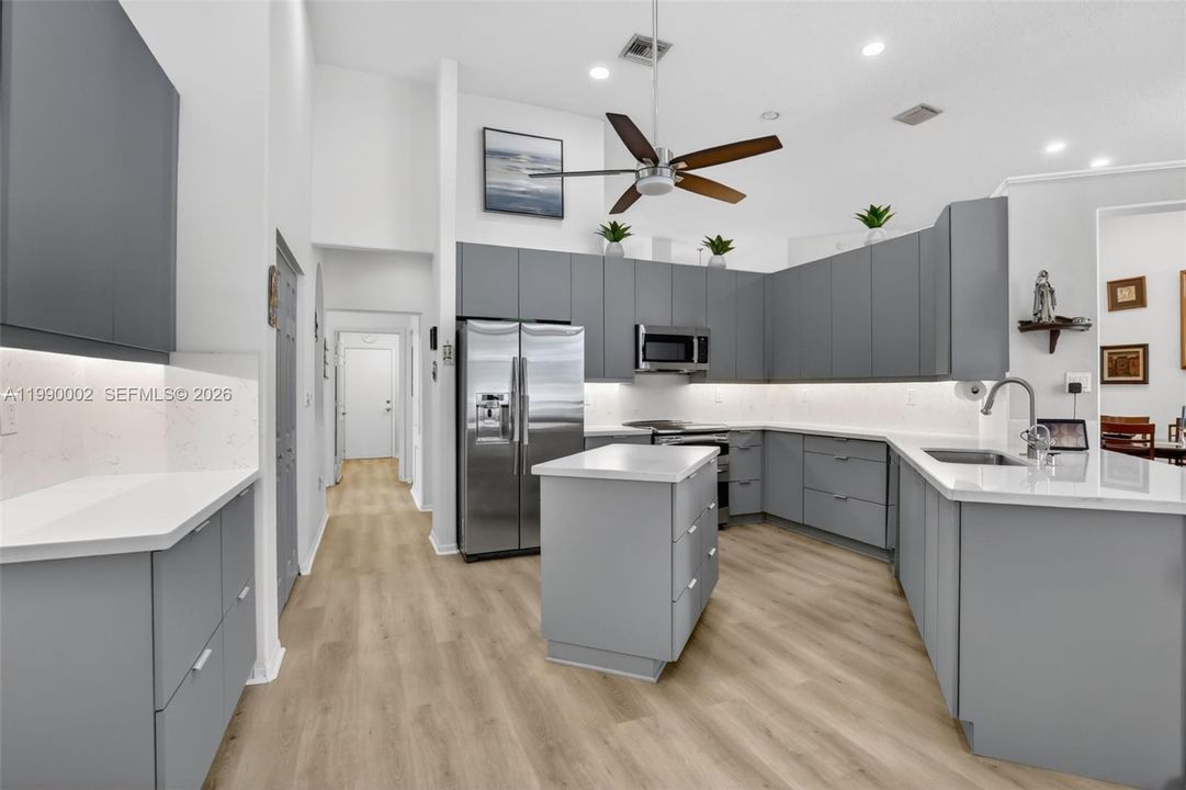 Active With Contract: $990,000 (5 beds, 3 baths, 2791 Square Feet)