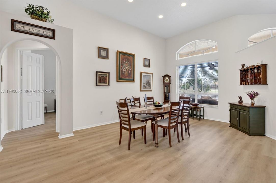Active With Contract: $990,000 (5 beds, 3 baths, 2791 Square Feet)