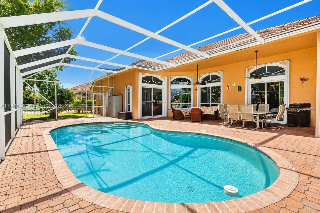 Active With Contract: $990,000 (5 beds, 3 baths, 2791 Square Feet)