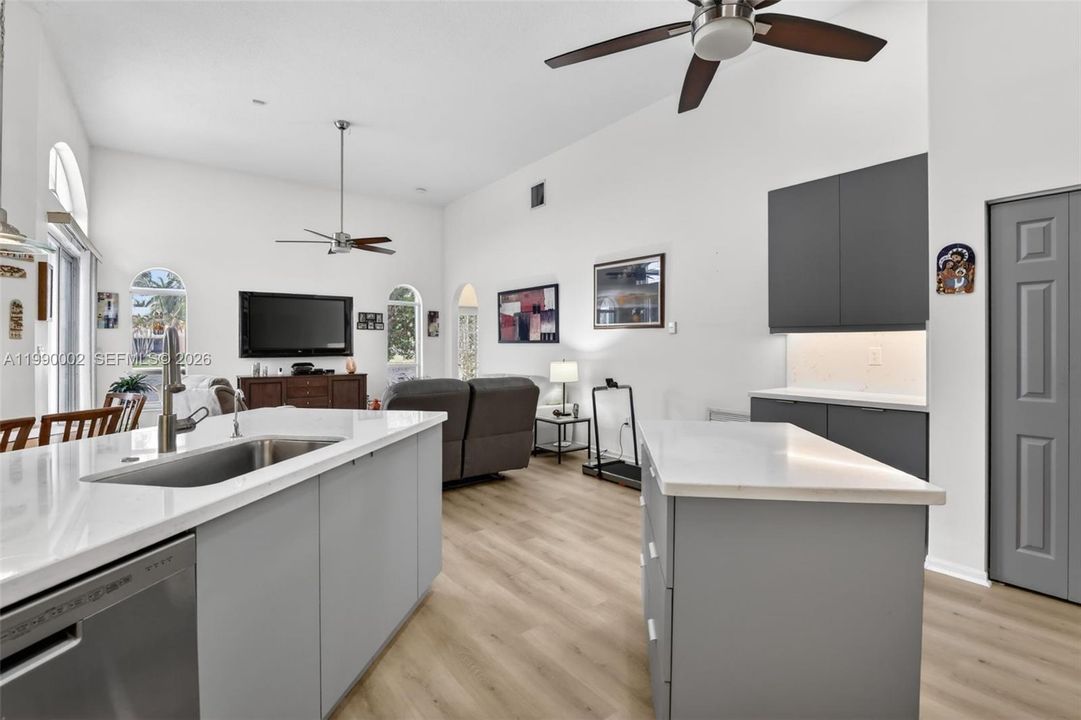 Active With Contract: $990,000 (5 beds, 3 baths, 2791 Square Feet)
