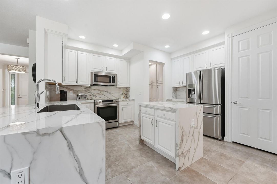 3443 KITCHEN