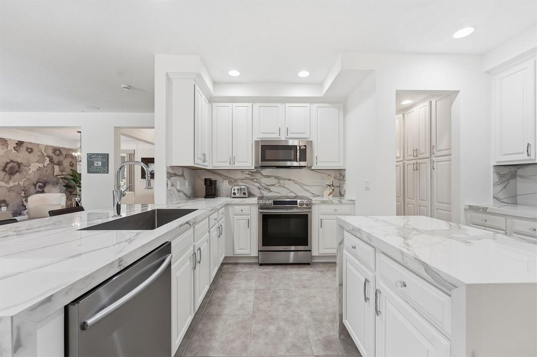 3443 MARBLE COUNTER TOPS