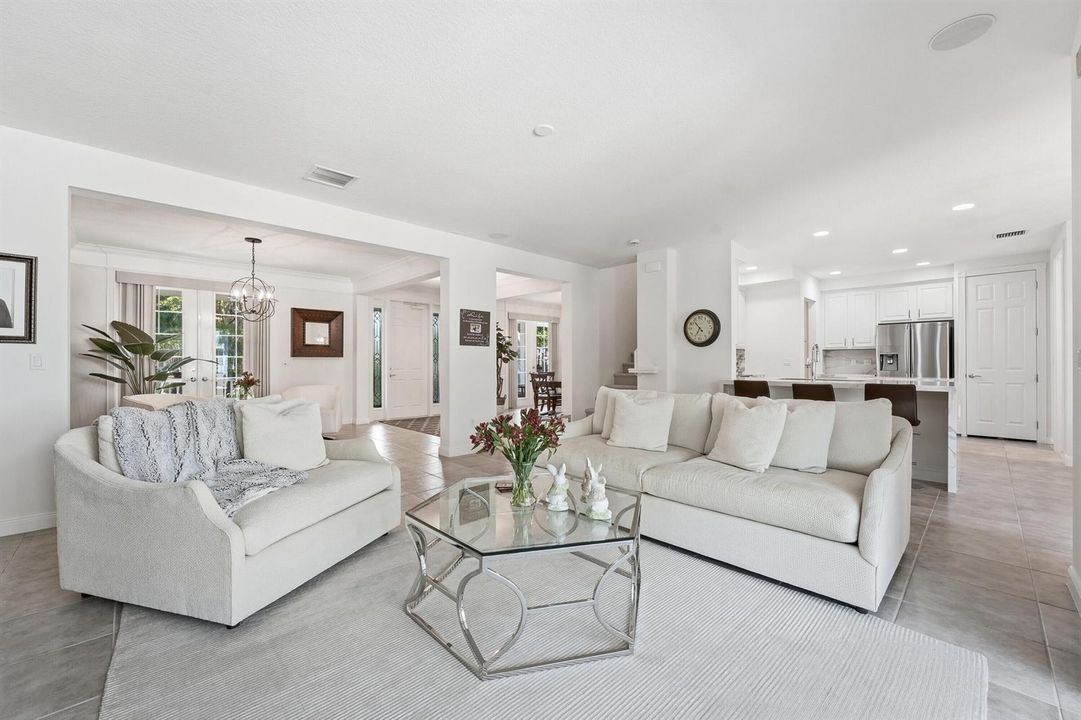 3443 FAMILY ROOM