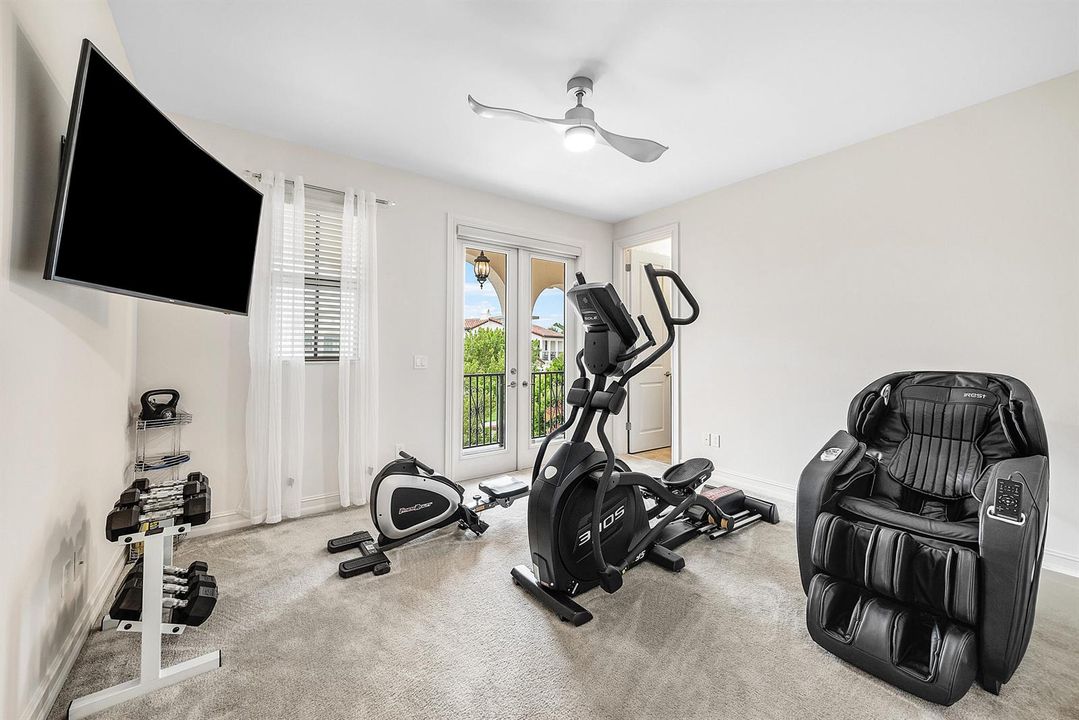 037-9091GrandPrixLane-BoyntonBeach-FL-33