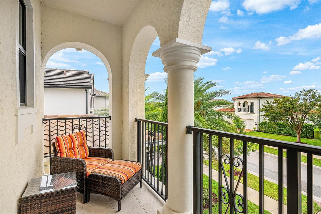 041-9091GrandPrixLane-BoyntonBeach-FL-33