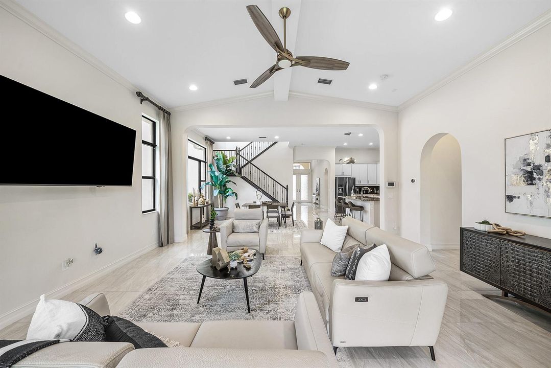 014-9091GrandPrixLane-BoyntonBeach-FL-33