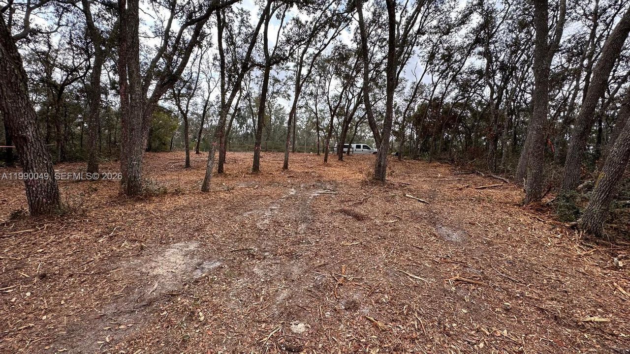 Недавно продано: $26,000 (0.50 acres)