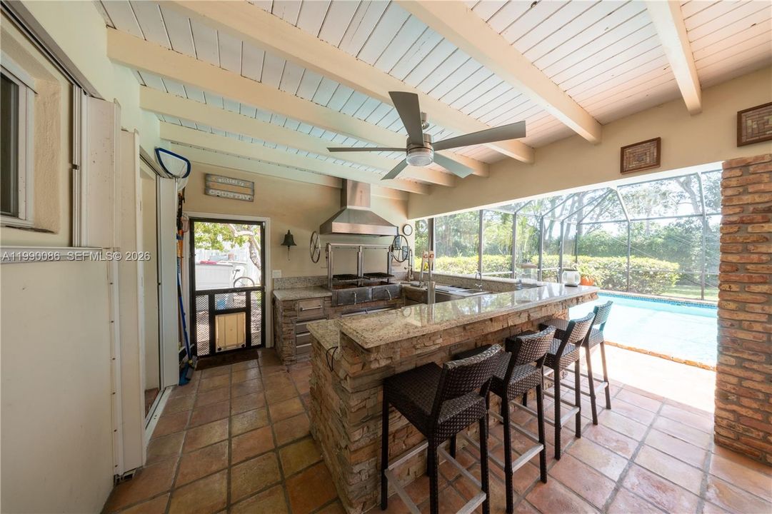 For Sale: $1,335,000 (4 beds, 2 baths, 2680 Square Feet)