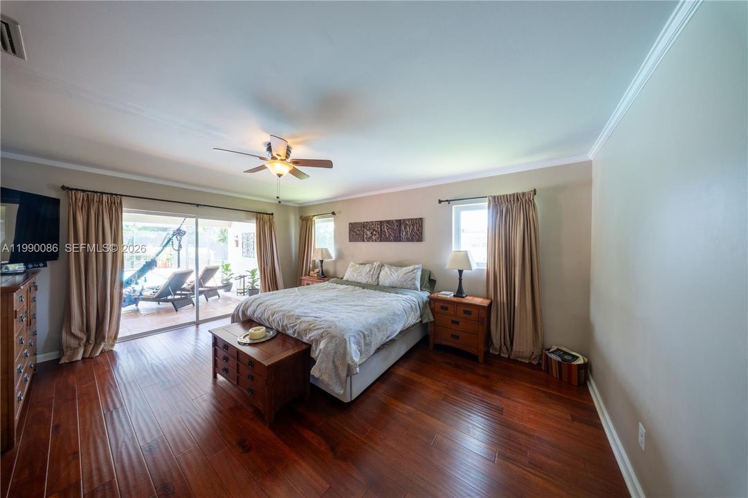 For Sale: $1,335,000 (4 beds, 2 baths, 2680 Square Feet)