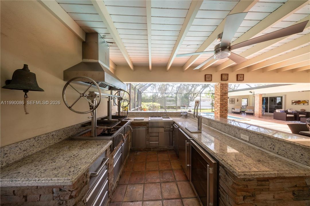 For Sale: $1,335,000 (4 beds, 2 baths, 2680 Square Feet)