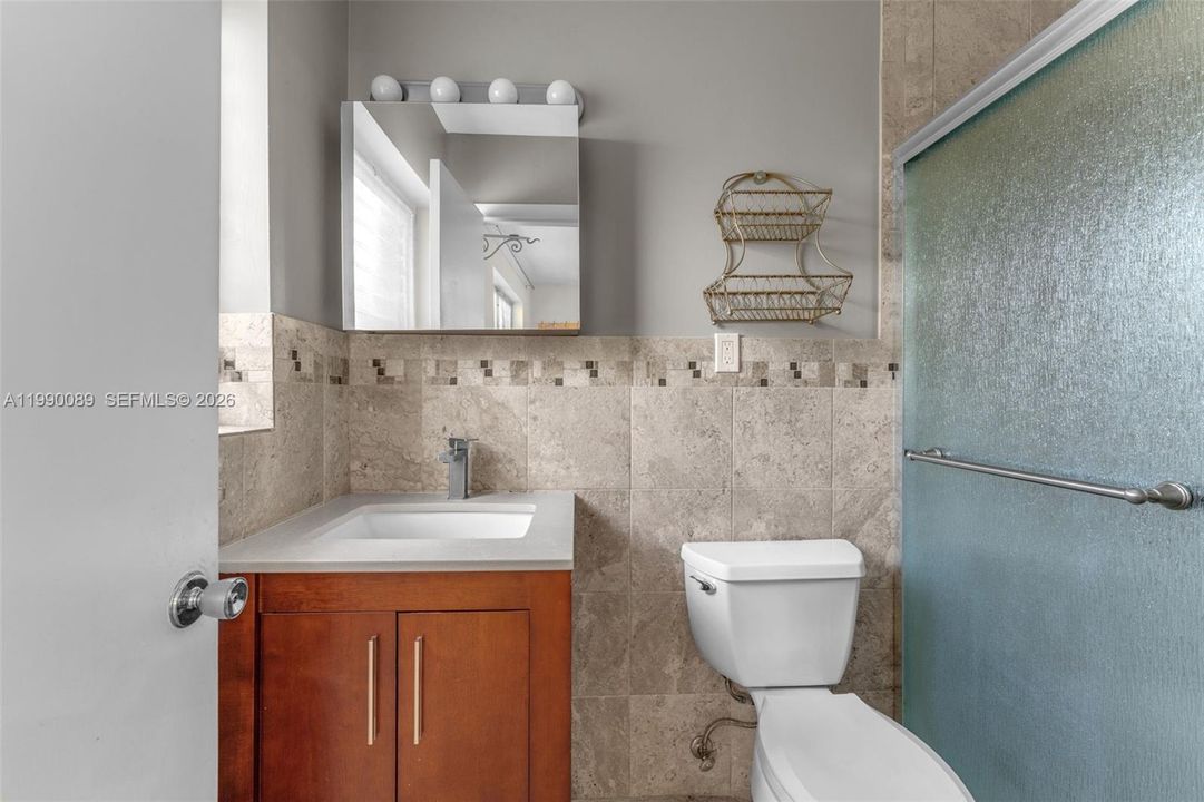 Recently Sold: $650,000 (4 beds, 2 baths, 1436 Square Feet)