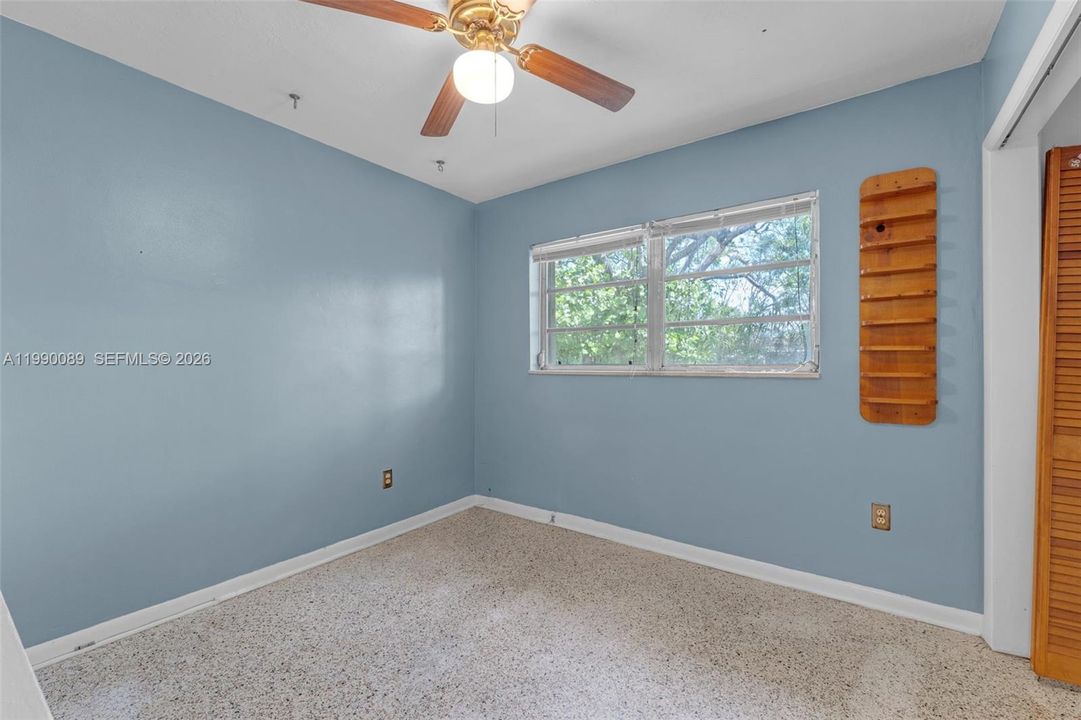 Recently Sold: $650,000 (4 beds, 2 baths, 1436 Square Feet)