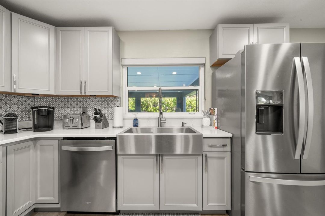 interior - kitchen 4