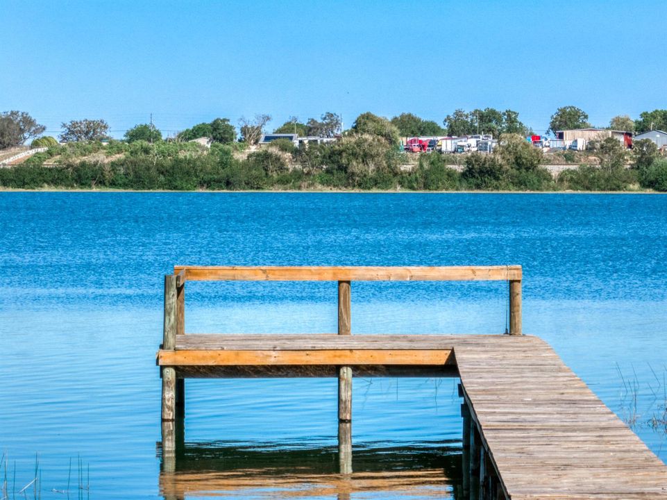 exterior - dock 4